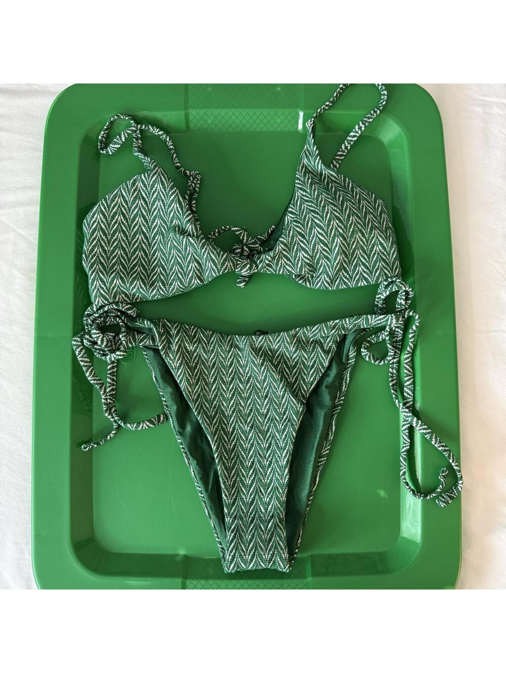 BERLOOK L Green Patterned Two-Piece Bikini Swimsuit with Cheeky Bottom Tie Sides